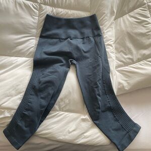 Lululemon blue half legging size 0